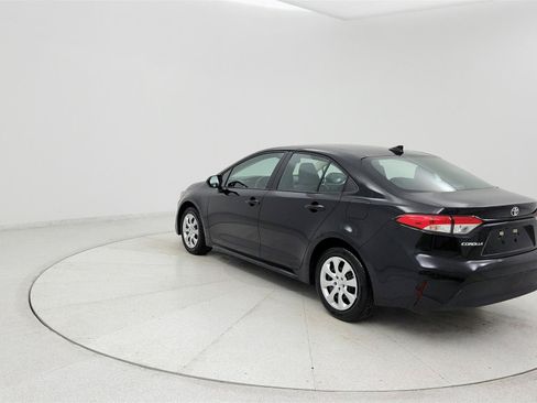 Used 2026 Toyota Corolla LE FWD image 3