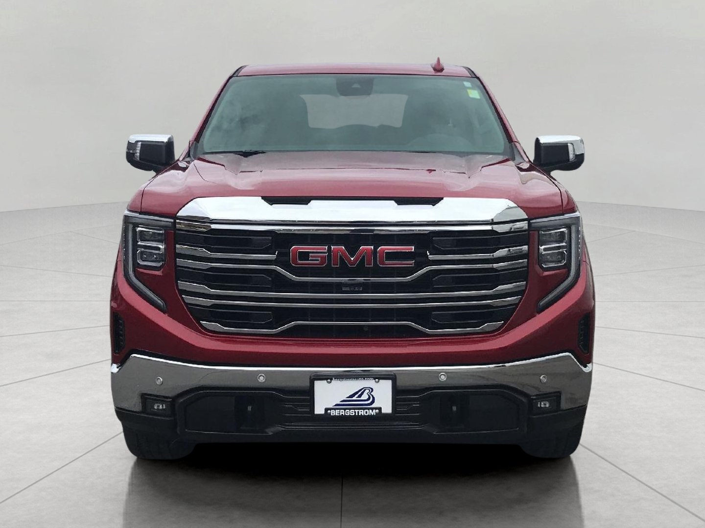 Used 2022 GMC Sierra 1500 SLT w/ SLT Premium Plus Package AWD/4WD image 13