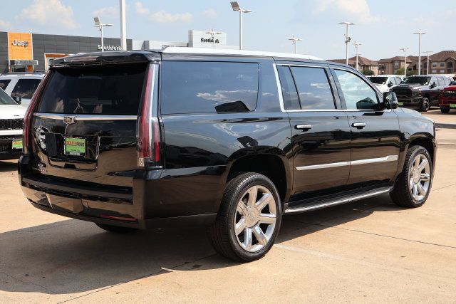Used 2019 Cadillac Escalade ESV Premium Luxury RWD image 6