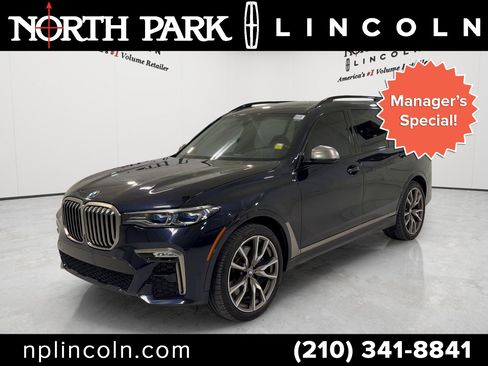 Used 2022 BMW X7 M50i w/ Dynamic Handling Package AWD/4WD image 1