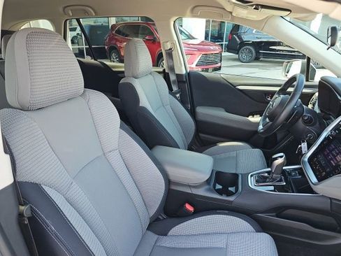 Used 2020 Subaru Outback Premium AWD/4WD image 32