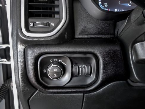 Used 2025 RAM 3500 Laramie AWD/4WD image 26