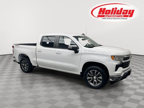 Certified 2022 Chevrolet Silverado 1500 LT image 1