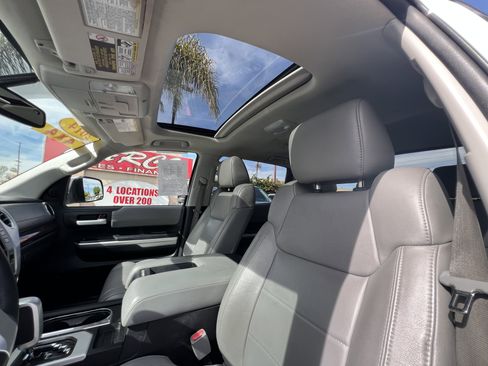 Used 2014 Toyota Tundra Limited w/ Limited Premium Package image 17