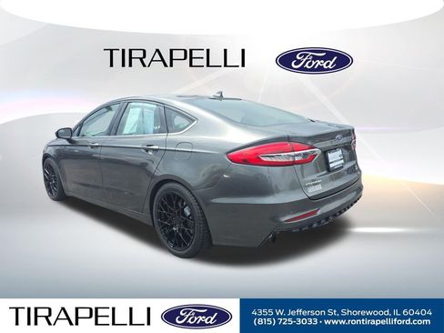 Used 2019 Ford Fusion SE AWD/4WD image 4