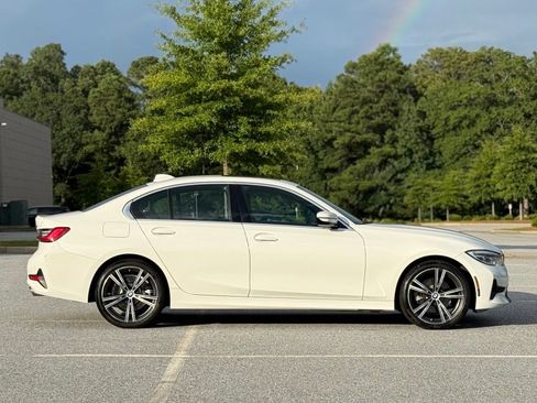 Used 2021 BMW 330i xDrive Sedan w/ Premium Package AWD/4WD image 12
