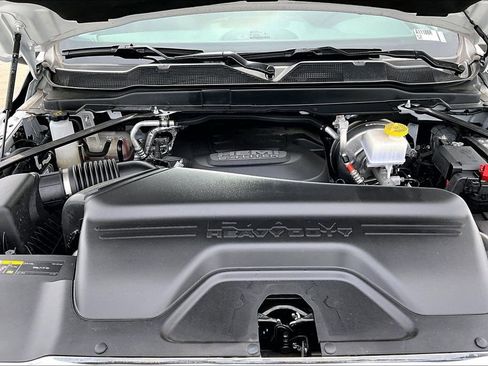 Certified 2025 RAM 2500 Big Horn AWD/4WD image 31