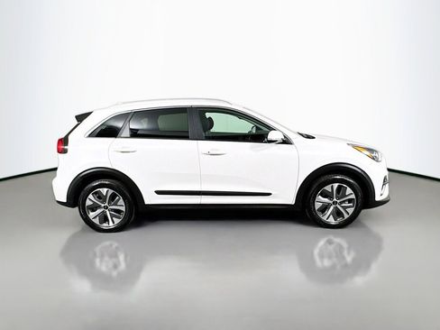 Used 2022 Kia Niro EX Premium w/ Cold Weather Package FWD image 6