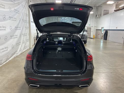 New 2026 Mercedes-Benz GLC 300 4MATIC image 19