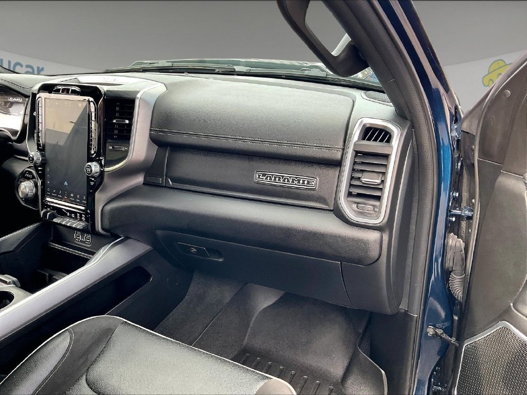 Used 2023 RAM 1500 Laramie AWD/4WD image 12