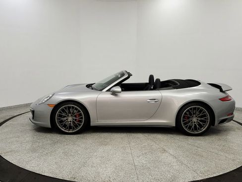 Used 2017 Porsche 911 Carrera 4S image 2