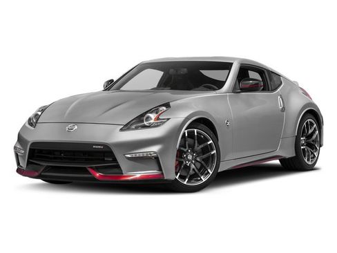 Used 2016 Nissan 370Z NISMO RWD image 4