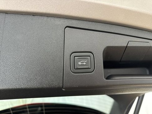 Used 2024 Cadillac XT4 Sport AWD/4WD image 27