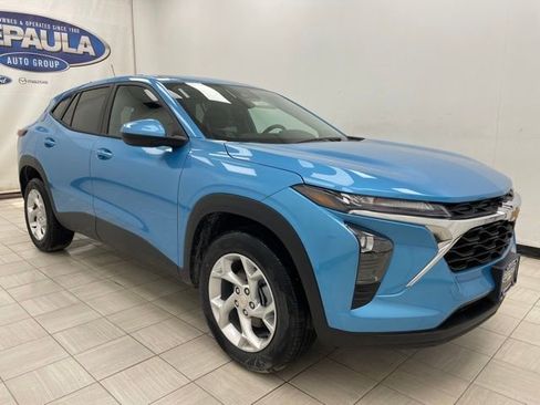 New 2026 Chevrolet Trax LS w/ LS Convenience Package image 1