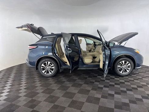 Used 2017 Nissan Murano S FWD image 13