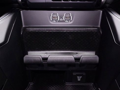 Used 2020 RAM 1500 Laramie w/ Sport Appearance Package AWD/4WD image 18
