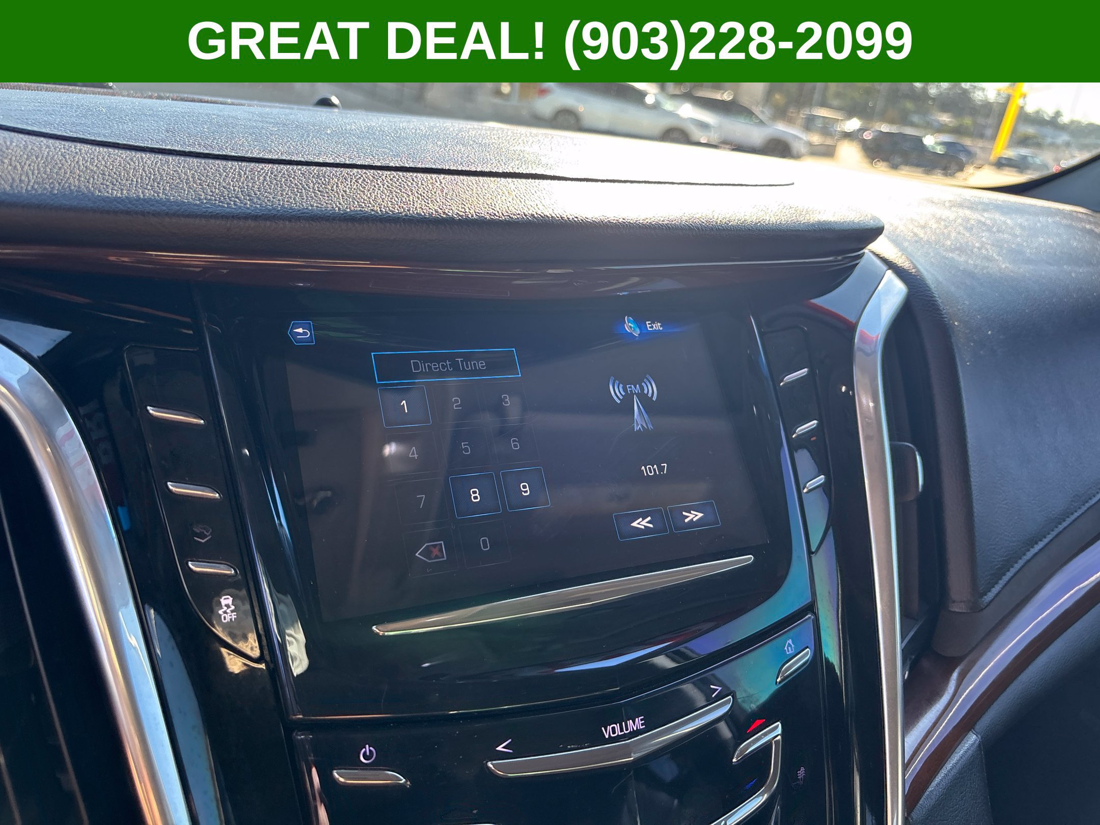 Used 2018 Cadillac Escalade Luxury AWD/4WD image 31