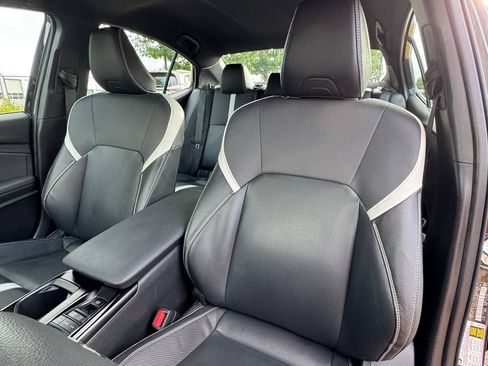 Used 2025 Toyota Camry SE FWD image 30