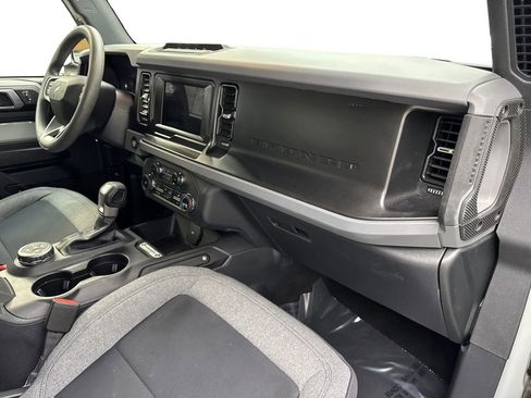Used 2023 Ford Bronco 2-Door w/ Sasquatch Package AWD/4WD image 45