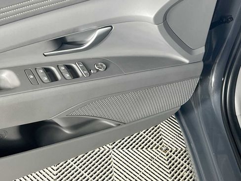 Certified 2023 Hyundai Elantra SEL w/ Convenience Package FWD image 19