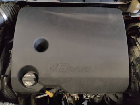 Used 2019 Chevrolet Traverse LT FWD image 30
