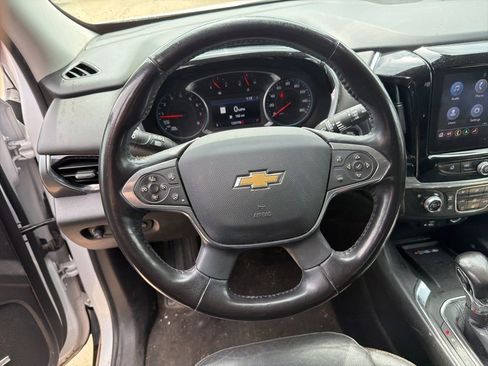 Used 2021 Chevrolet Traverse Premier w/ Redline Edition AWD/4WD image 18