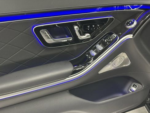 Certified 2025 Mercedes-Benz S 580e S 580e image 10