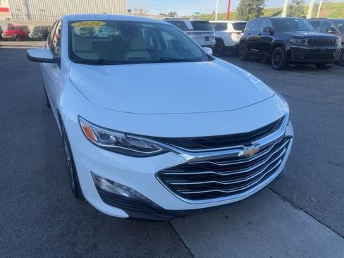 Used 2024 Chevrolet Malibu LT image 8