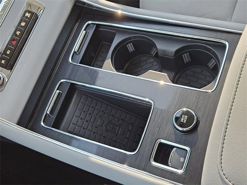 New 2026 Lincoln Aviator Reserve w/ Illumination Package image 19