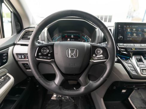 Used 2024 Honda Odyssey Elite image 21