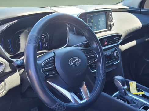 Used 2019 Hyundai Santa Fe SEL AWD/4WD image 10
