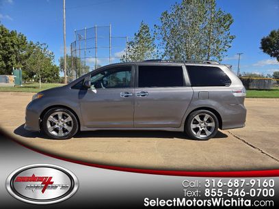 Used 2014 Toyota Sienna SE