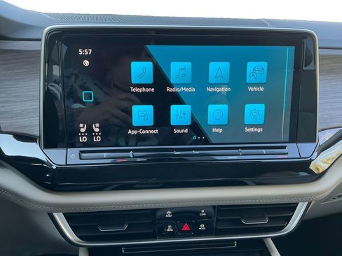 New 2026 Volkswagen Atlas SEL Premium R-Line image 23