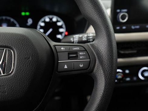 Certified 2023 Honda HR-V LX image 19