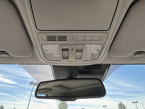 Used 2022 Honda CR-V EX-L image 29