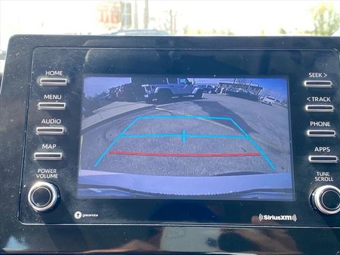 Used 2023 Toyota Camry SE FWD image 15
