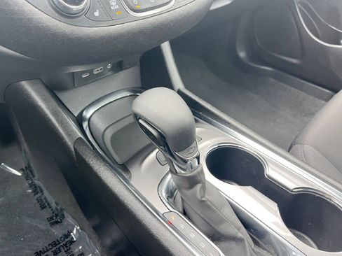 Used 2024 Chevrolet Malibu LT image 42