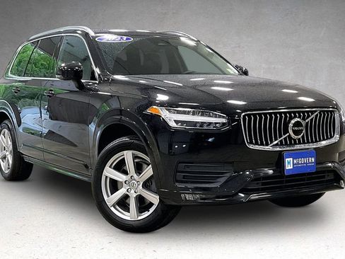 Used 2023 Volvo XC90 B5 Core AWD/4WD image 3