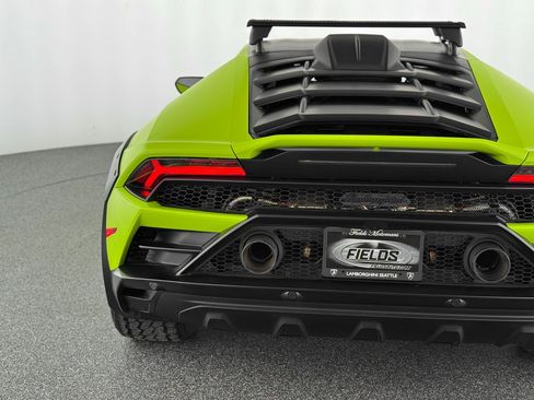 Used 2023 Lamborghini Huracan Sterrato image 41