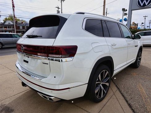 New 2026 Volkswagen Atlas SEL Premium R-Line image 5