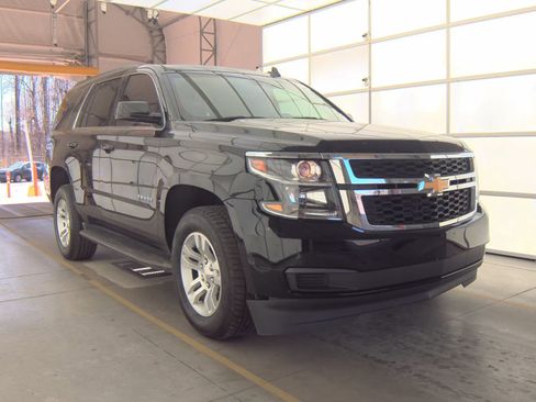 Used 2017 Chevrolet Tahoe LS image 2