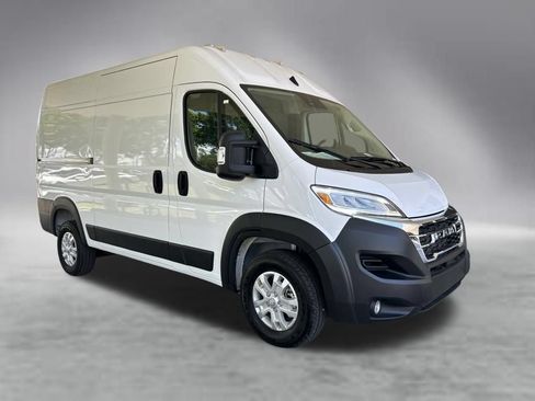 Used 2025 RAM ProMaster 1500 w/ Quick Order Package 22G SLT FWD image 2