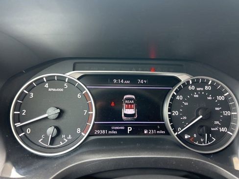 Used 2023 Nissan Rogue S FWD image 11