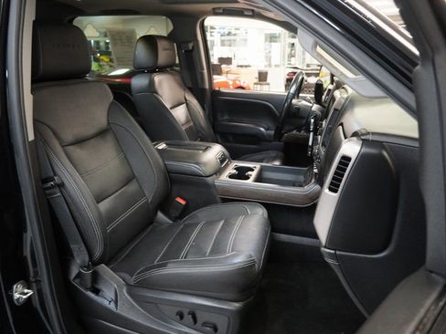 Used 2018 GMC Sierra 1500 Denali w/ Denali Ultimate Package image 32