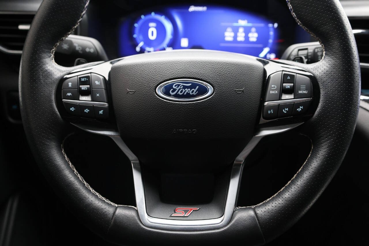 Used 2023 Ford Explorer ST w/ Equipment Group 401A AWD/4WD image 18