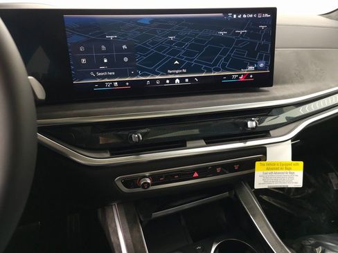 Used 2026 BMW X7 xDrive40i w/ M Sport Package AWD/4WD image 19