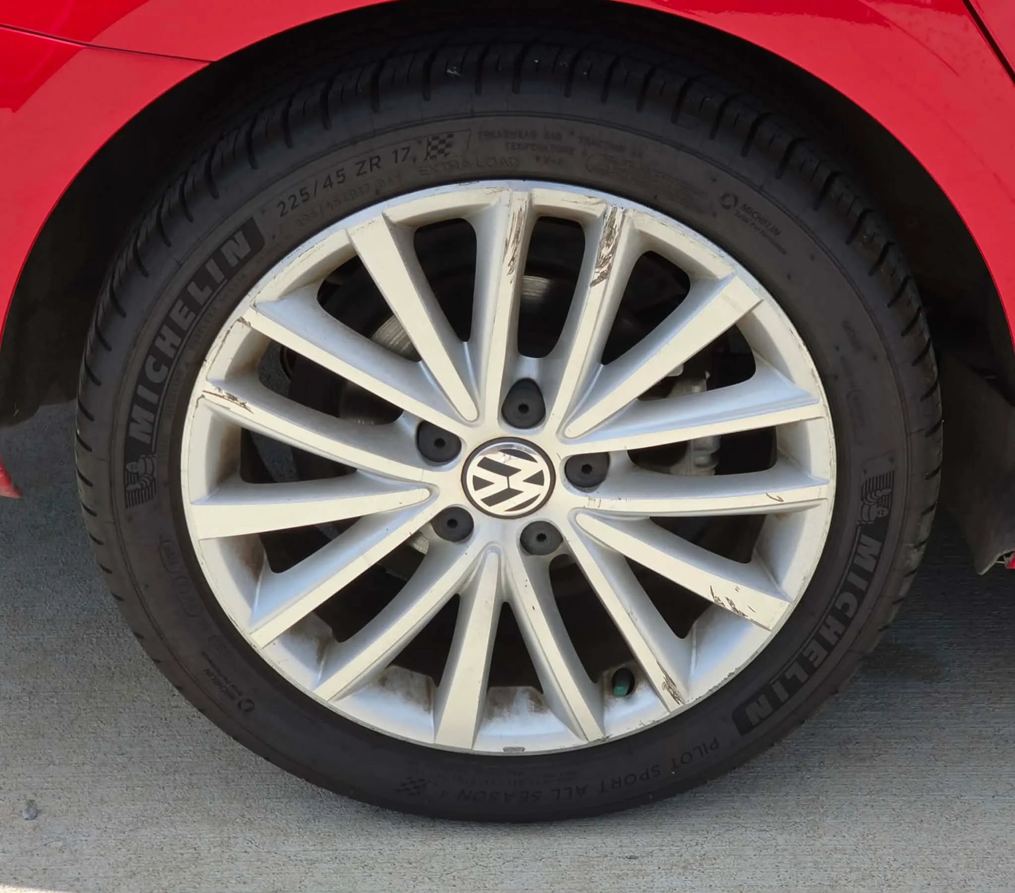Used 2015 Volkswagen Jetta SE FWD image 30