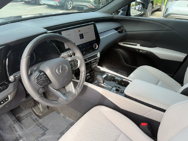 Used 2024 Lexus RX 350h w/ Accessory Package (Z1) AWD/4WD image 24