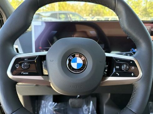 New 2026 BMW iX xDrive60 w/ Premium Package image 33