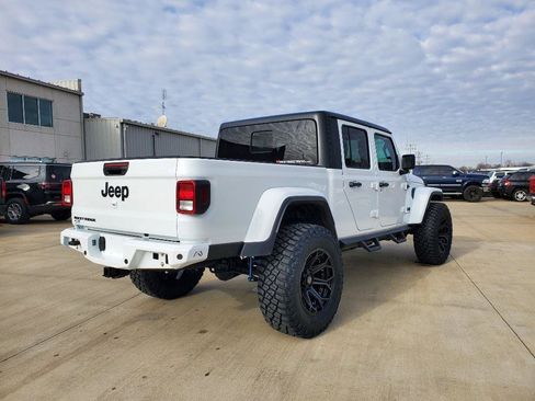 Used 2023 Jeep Gladiator Sport image 36